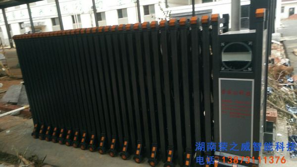 長(zhǎng)沙伸縮門,長(zhǎng)沙電動(dòng)門,長(zhǎng)沙電動(dòng)伸縮門,長(zhǎng)沙伸縮門,長(zhǎng)沙電動(dòng)伸縮門廠