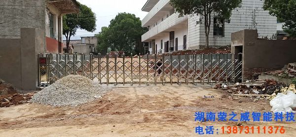 長(zhǎng)沙伸縮門(mén),長(zhǎng)沙電動(dòng)門(mén),長(zhǎng)沙電動(dòng)伸縮門(mén),長(zhǎng)沙伸縮門(mén),長(zhǎng)沙電動(dòng)伸縮門(mén)廠